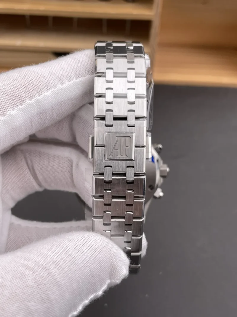 AP Royal Oak 26715 Blue Dial 38mm