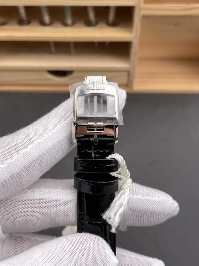 Jaeger-Le Coultre Rendez-Vous 34mm