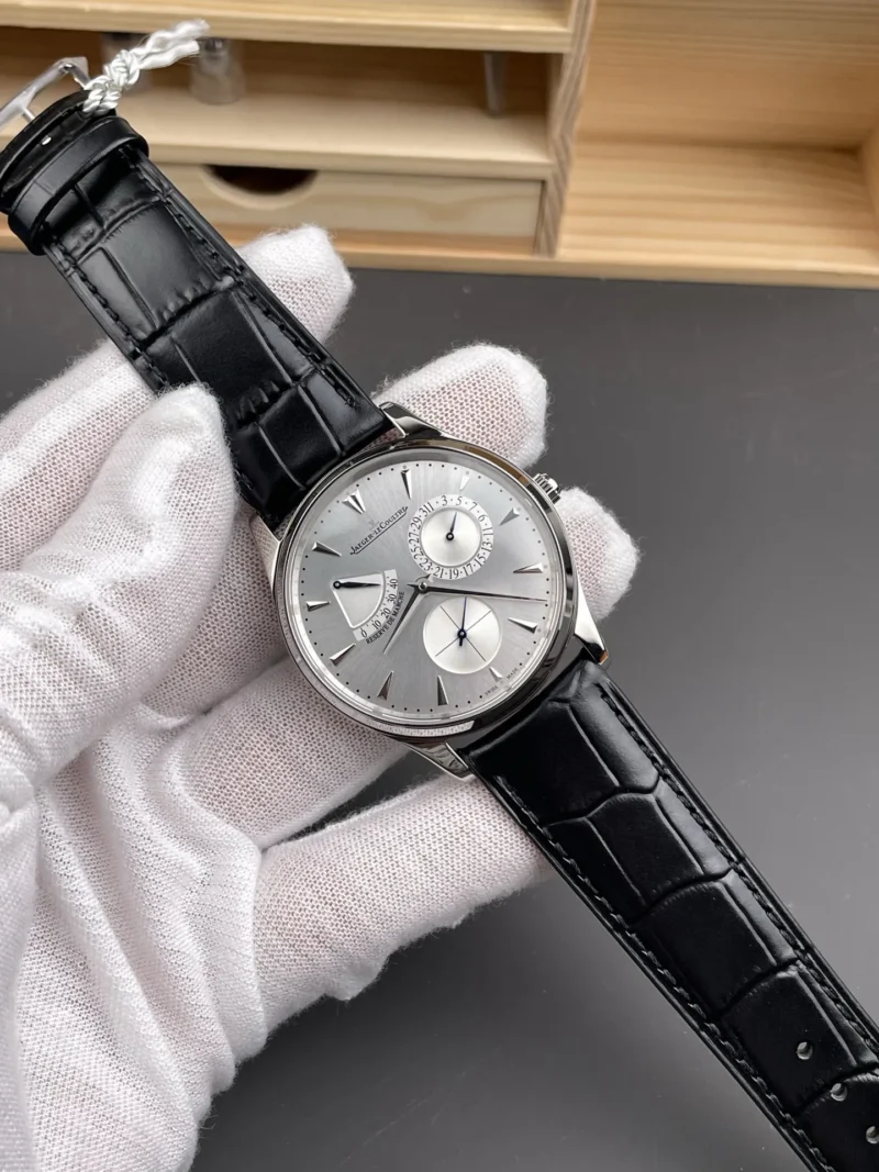 Jaeger-Le Coultre Master 39mm