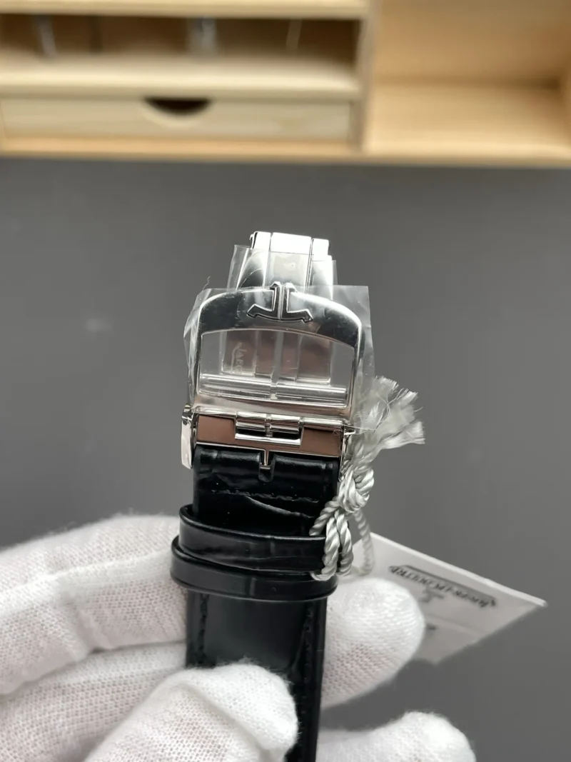 Jaeger-Le Coultre Master Silver Dial 39mm