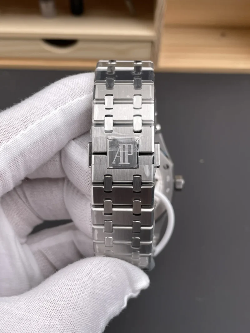 AP Royal Oak 26522 Grey Dial 40mm