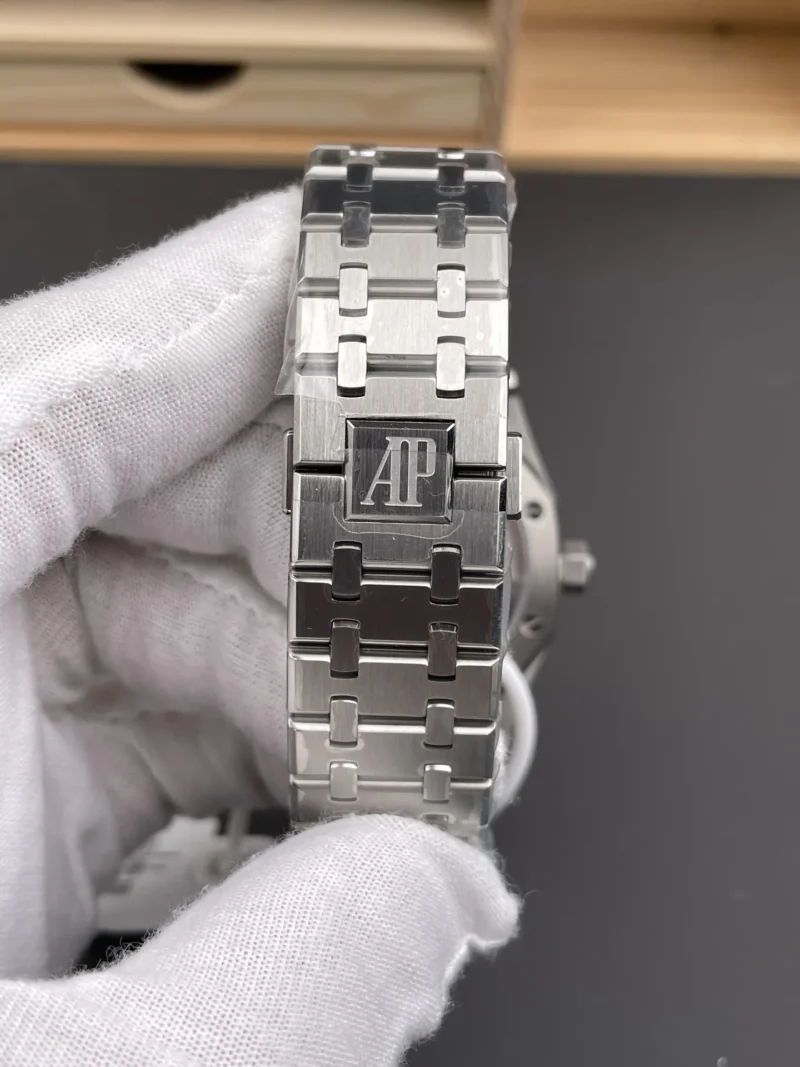 AP Royal Oak 26530 Smoked Blue 40mm