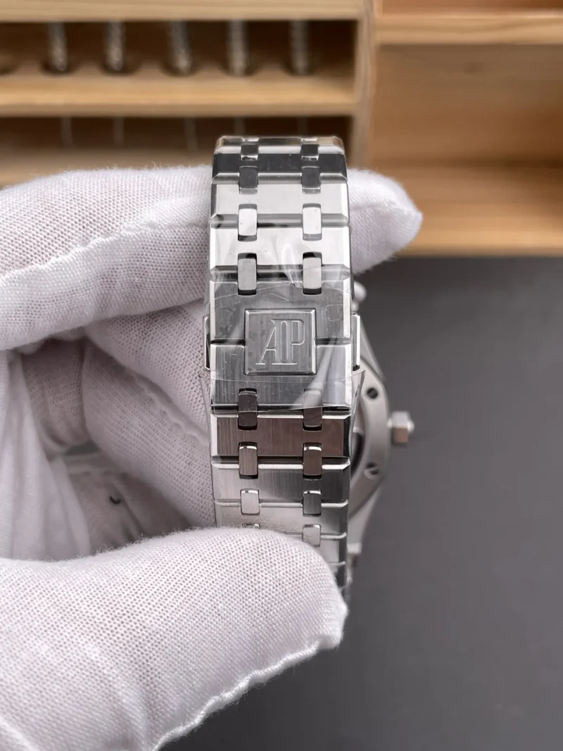 AP Royal Oak 26730 Grey Dial 41mm