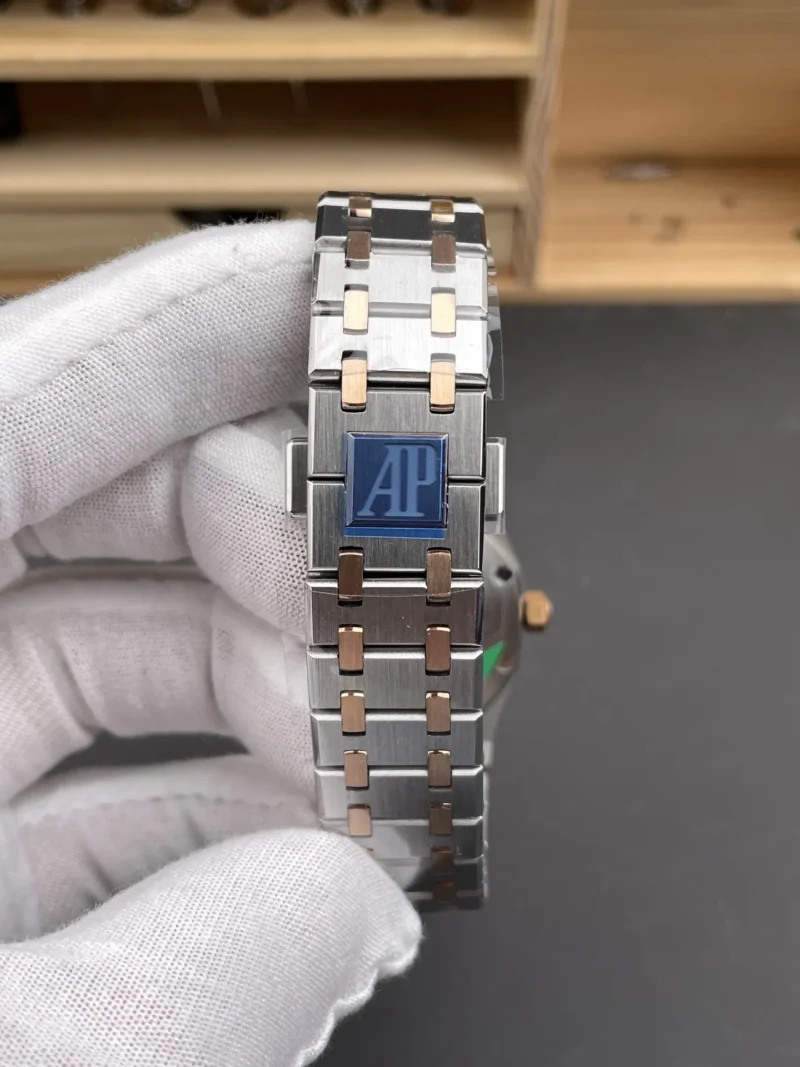 AP Royal Oak 67651 Rose Gold 33mm