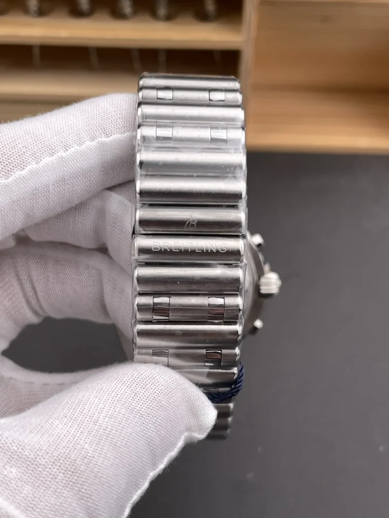 Breitling Chronomat B01 Silver dial 42mm