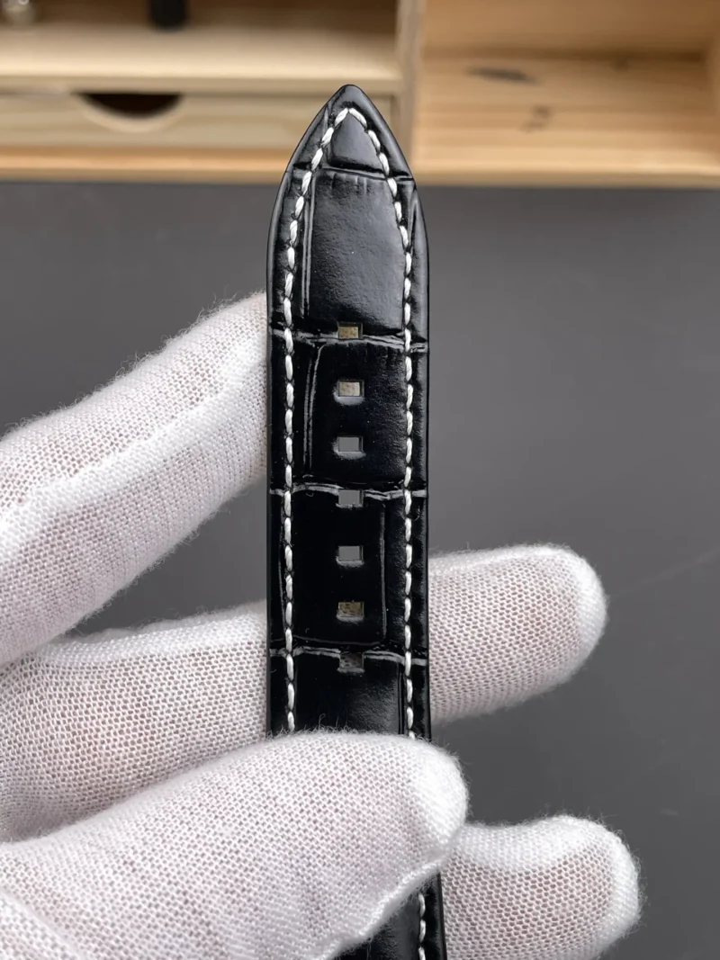 Breitling Navitimer B01 Black dial 43mm