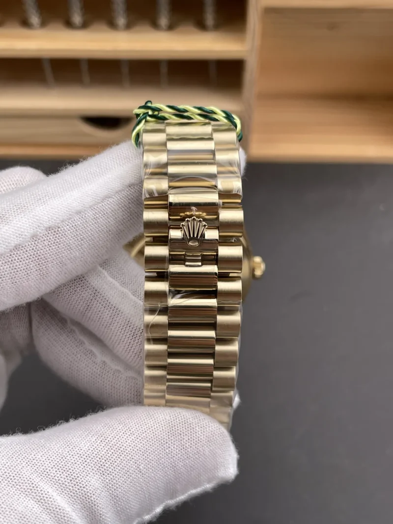 Rolex Day-Date Diamond Bezel 40mm
