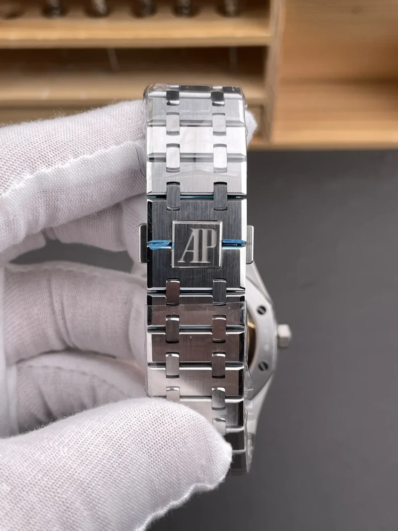 AP Royal Oak 15510 Ice Blue 41mm