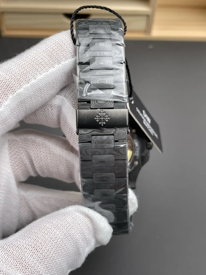 Patek Philippe Nautilus 5711 Carbon Fiber 40mm