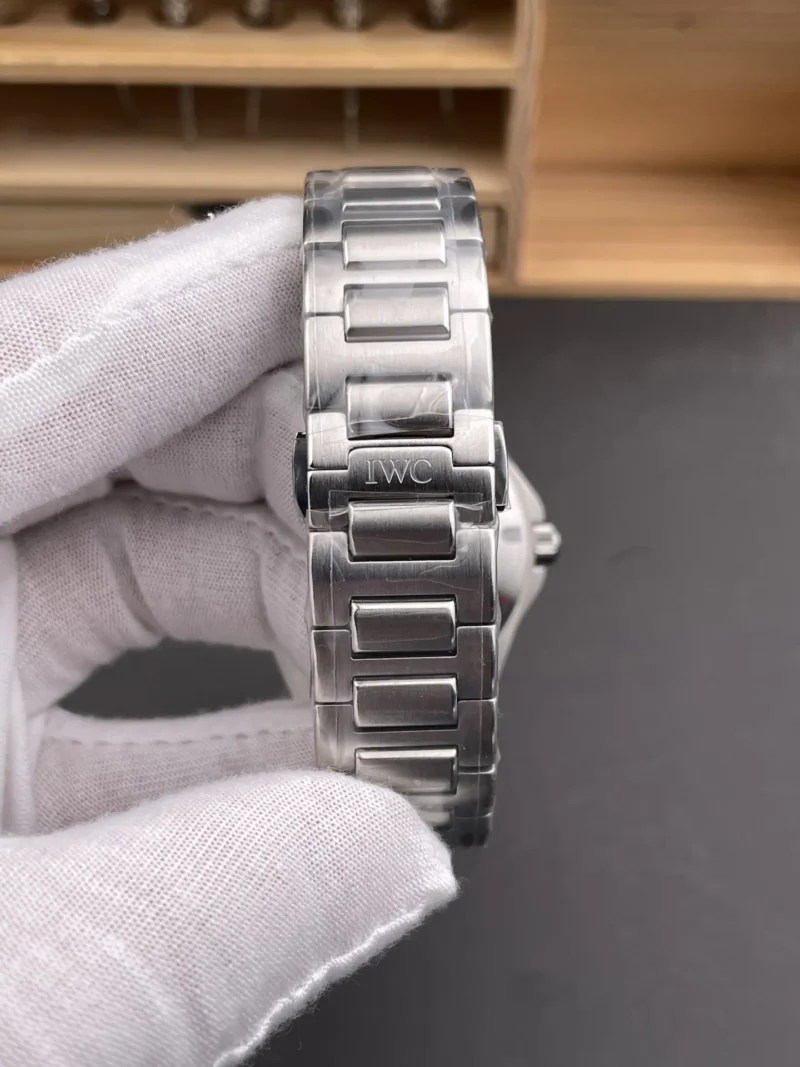 IWC Ingenieur Black Dial 40mm