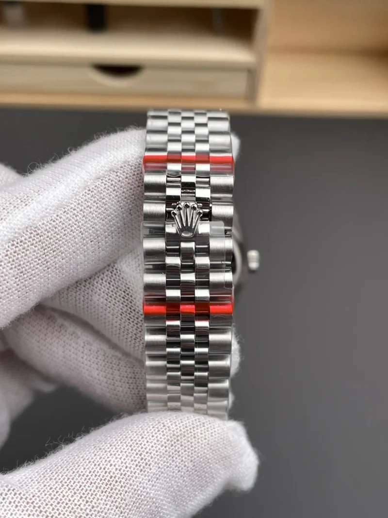 Rolex Datejust Mother-of-Pearl Ladies 31mm