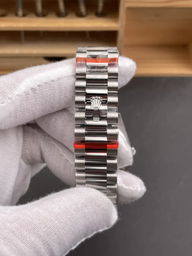Rolex Day-Date Diamond Bezel 40mm
