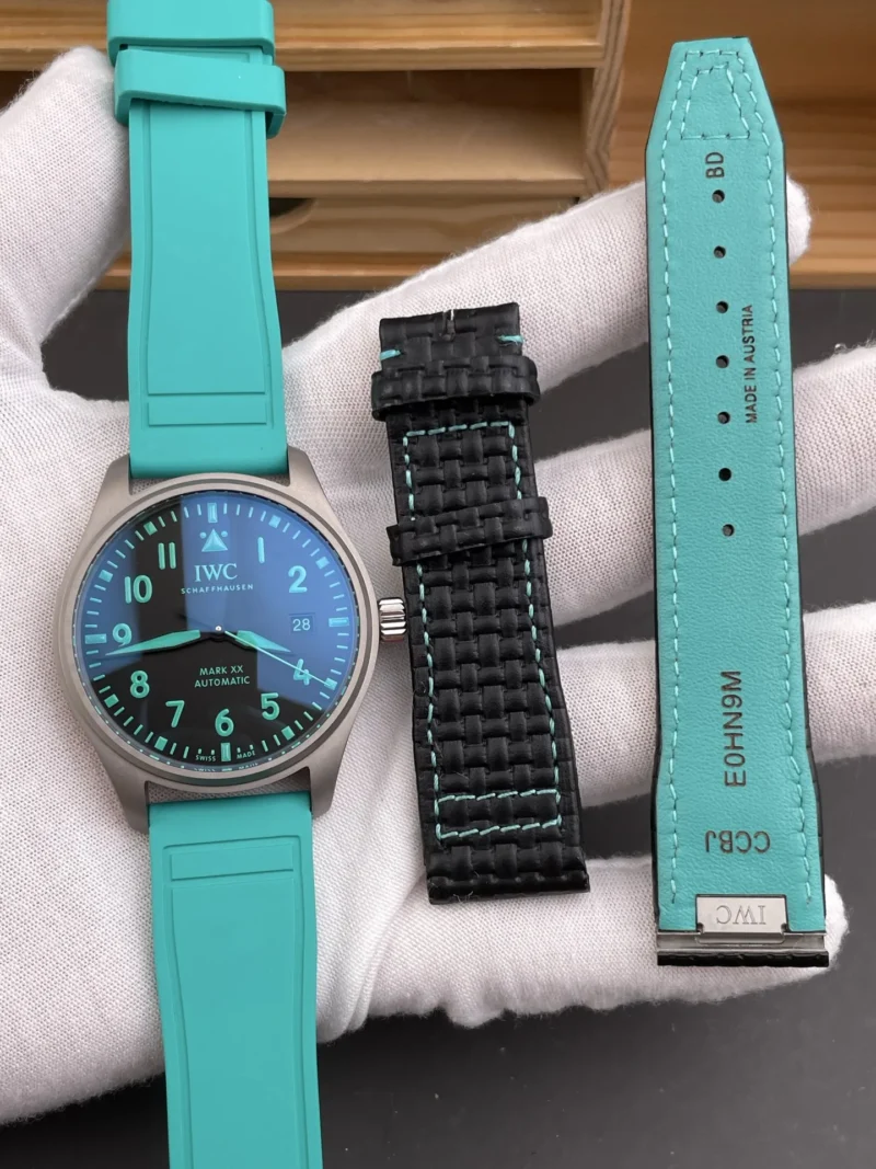 IWC Formula 1titaniumdual straps included 40mm