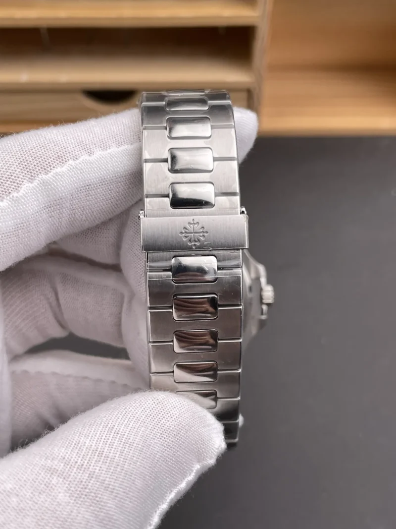 Patek Philippe Nautilus White Dial 40mm