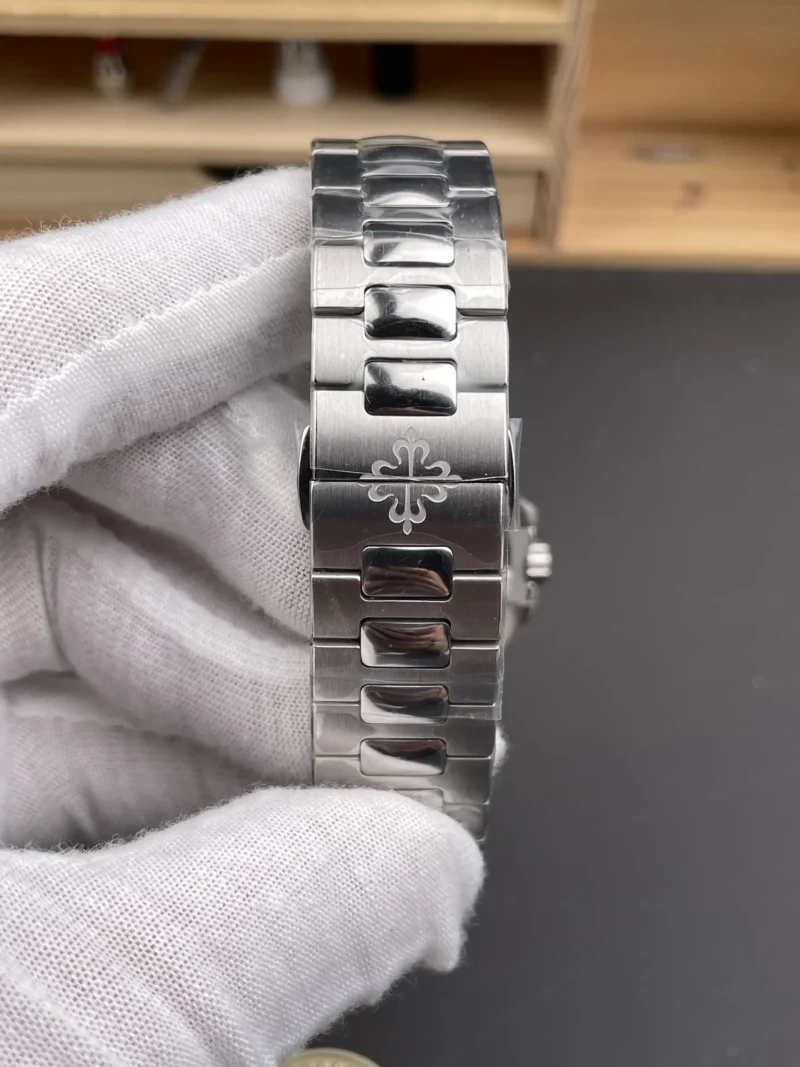 Patek Philippe Nautilus Collaboration 40mm