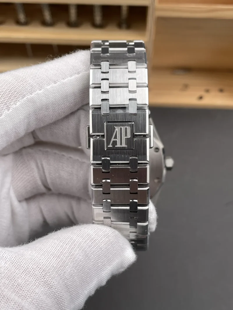 AP Royal Oak 15407 Skeleton 41mm