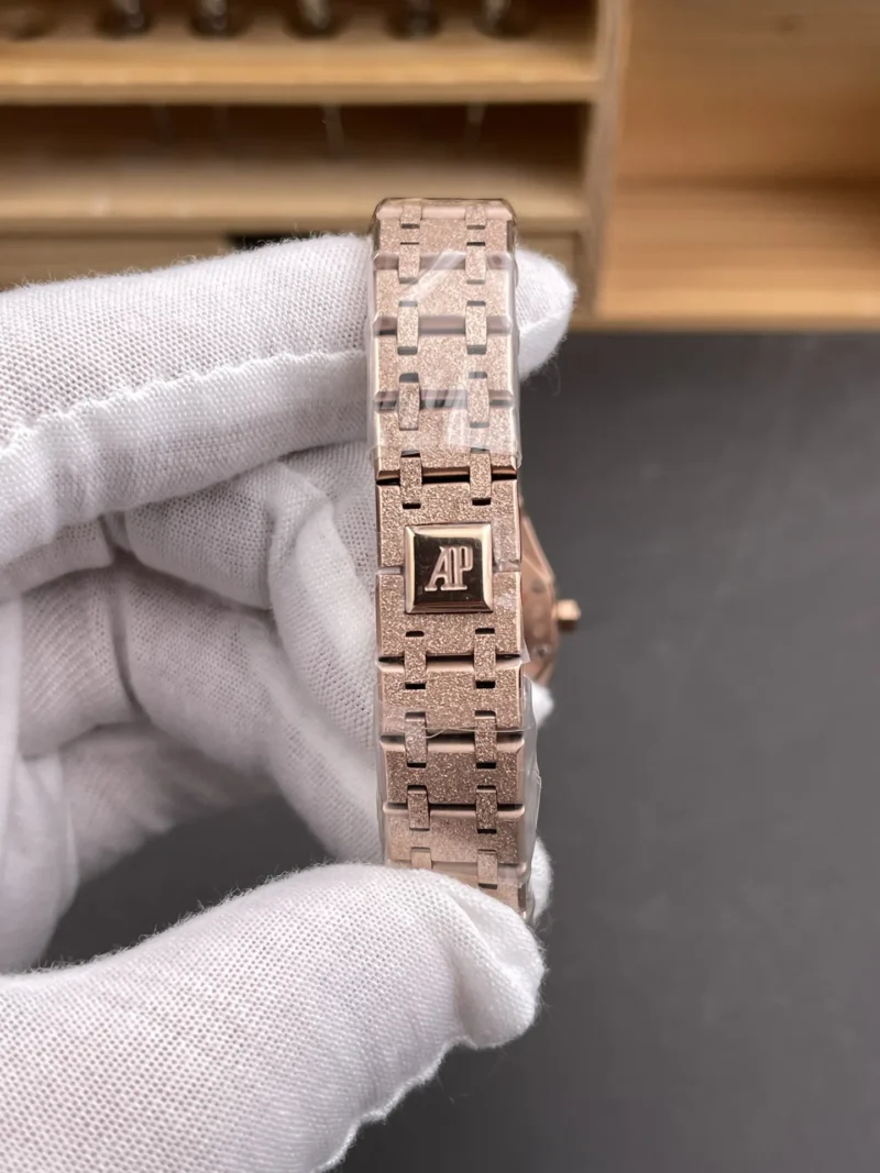 AP Royal Oak 67630 Rose Gold 23mm
