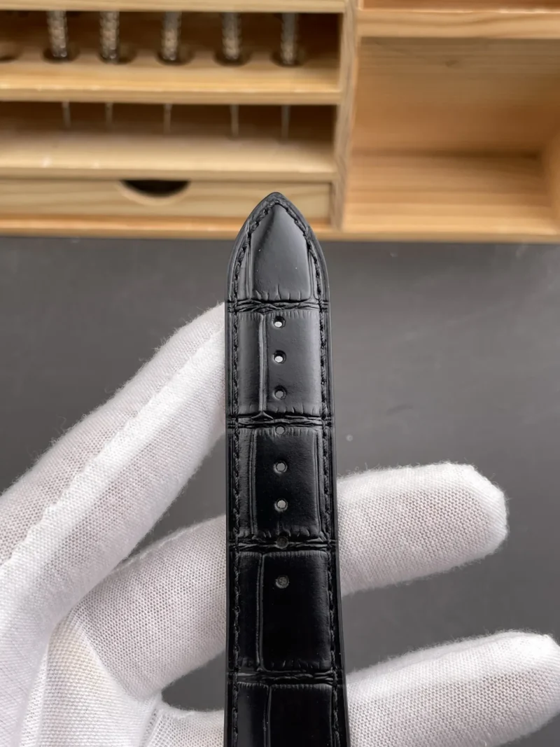 Jaeger-Le Coultre Ultra-Thin Master Rose Gold 39mm