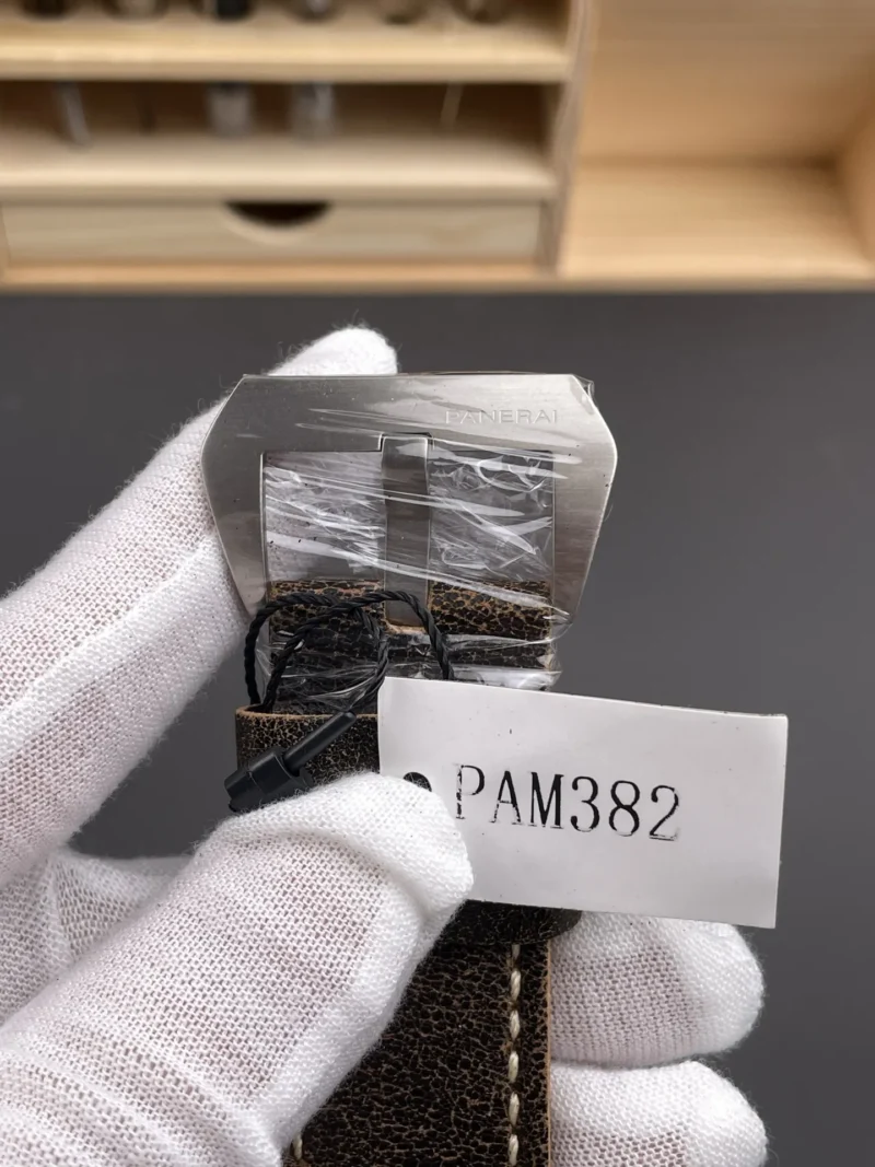 Panerai Luminor PAM382 47mm