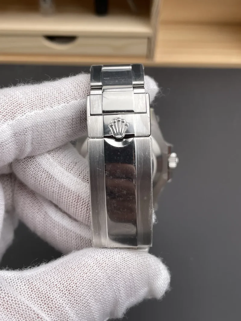 Rolex Submariner Blue 40mm
