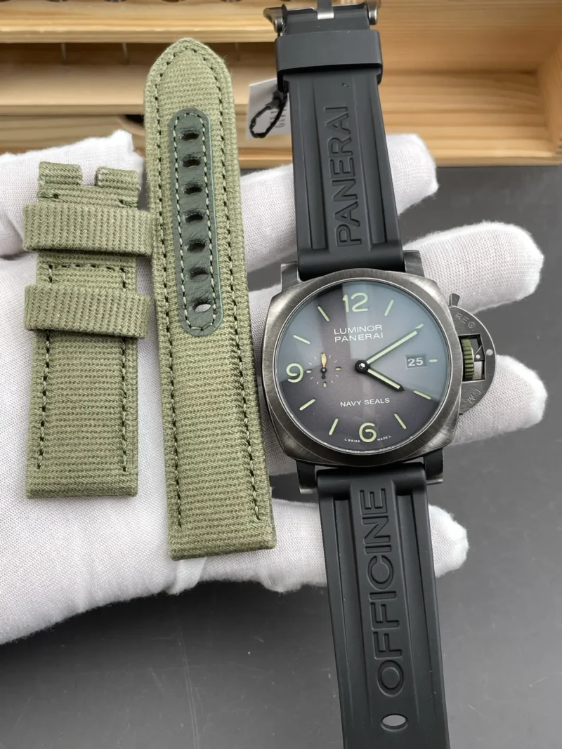 Panerai Luminor PAM1412 44mm