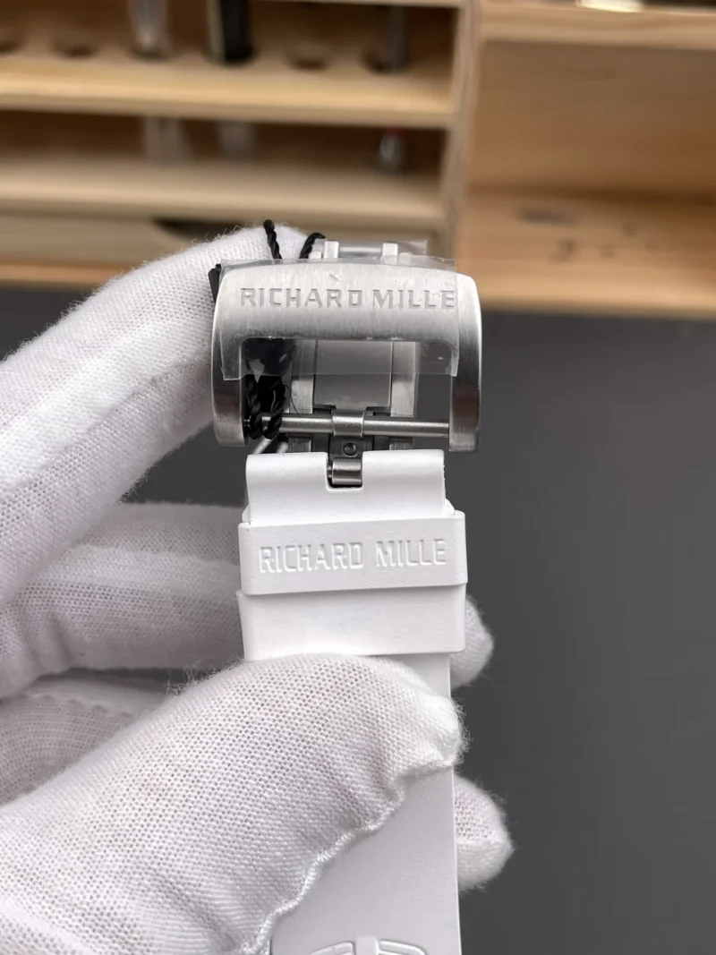 Richard Mille RM35-03 RMAL2 Carbon Fiber 50x43.2mm
