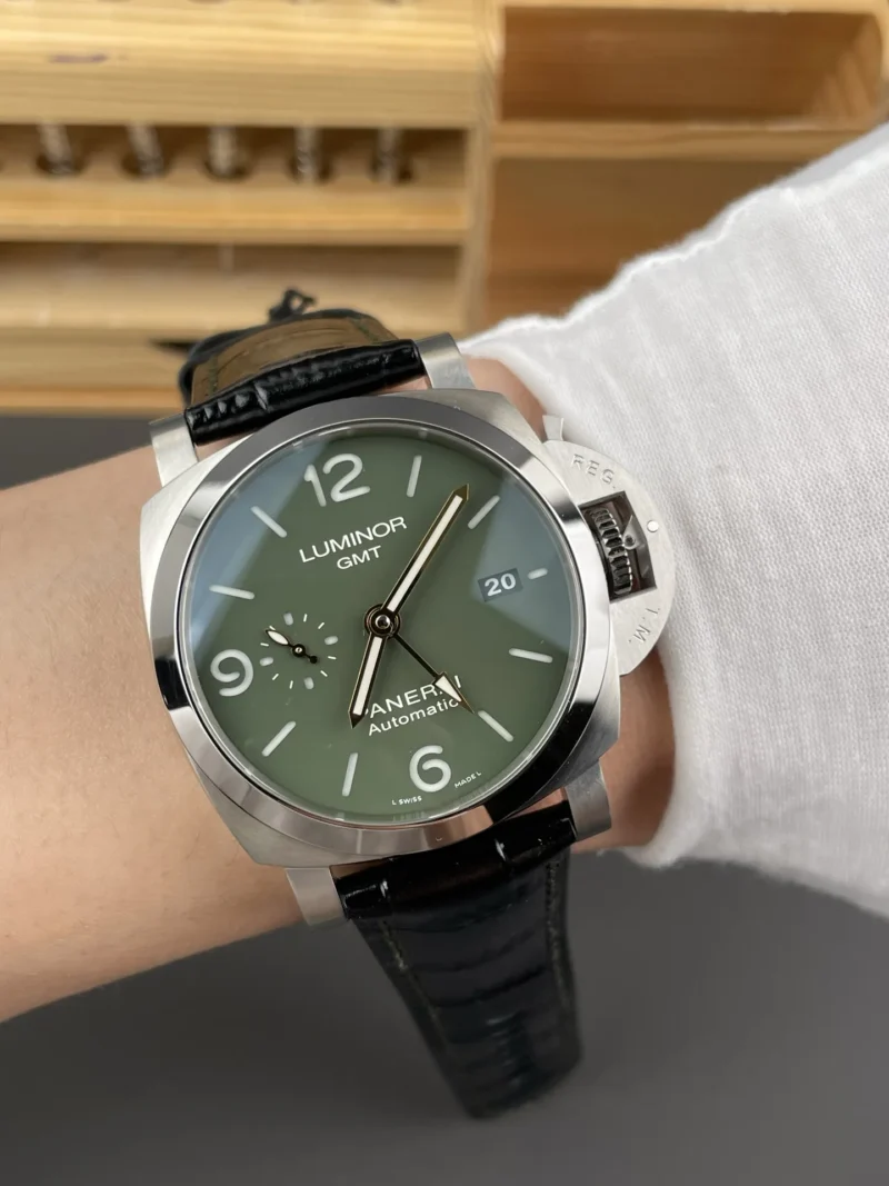 Panerai PAM1056 44mm