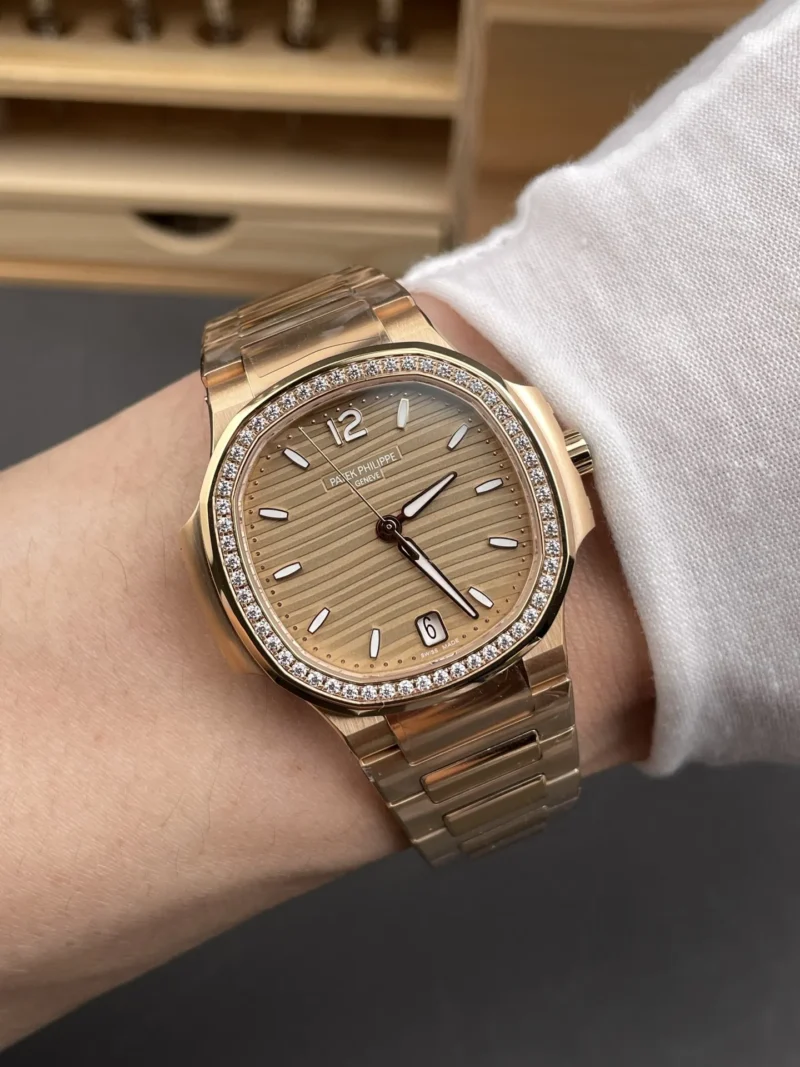 Patek Philippe Nautilus 7118 Rose Gold 35.2mm