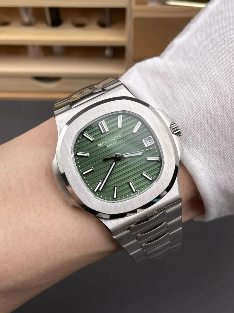Patek Philippe Nautilus 5711 Green 40mm