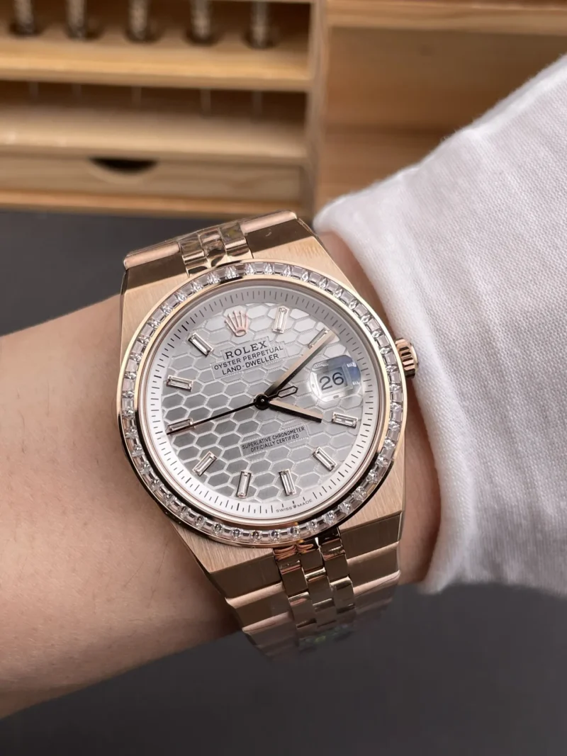 Rolex Sky-Dweller Rose Gold 40mm