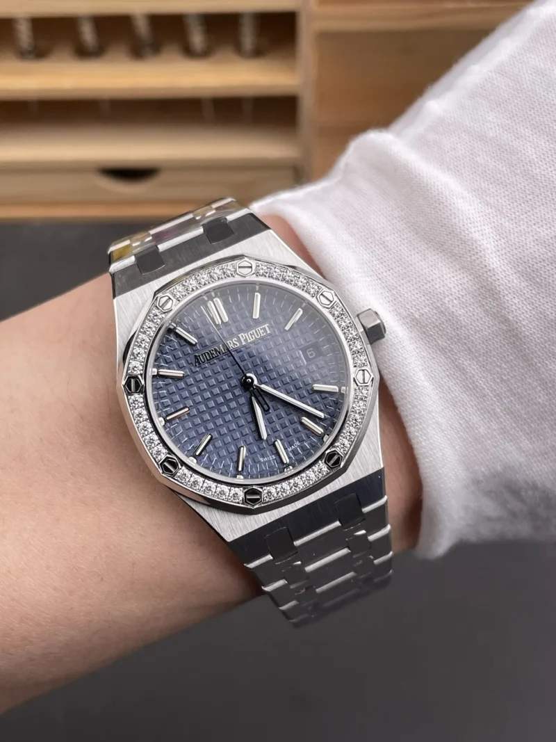 AP Royal Oak 77351 Diamond Bezel 34mm