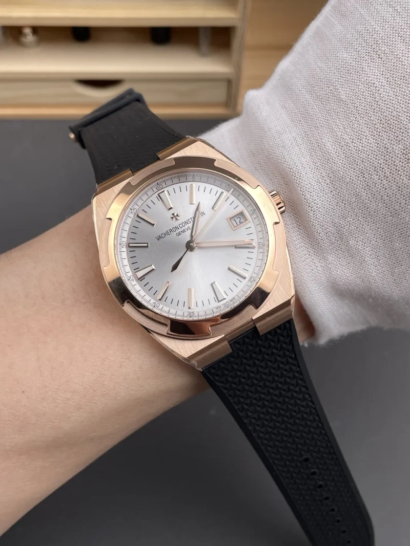 Vacheron Constantin Overseas 4500 White Dial 41mm
