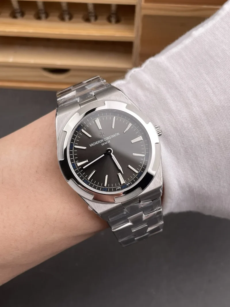 Vacheron Constantin Overseas 2000 40mm