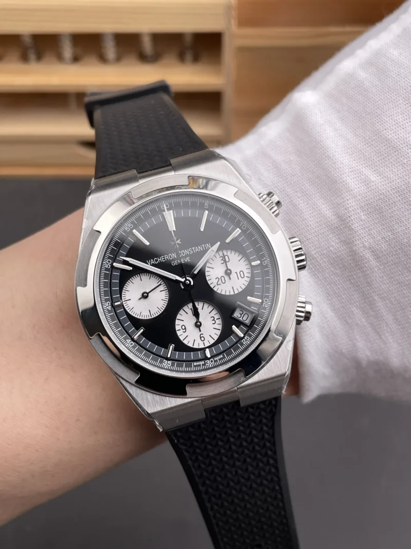 Vacheron Constantin Overseas 5500 Panda 42mm