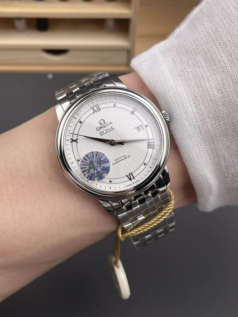 Omega De Ville Black hand 39.5mm