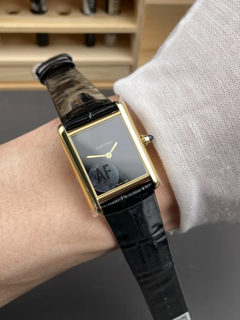 Cartier Tank Black Dial 33.7x25.5mm