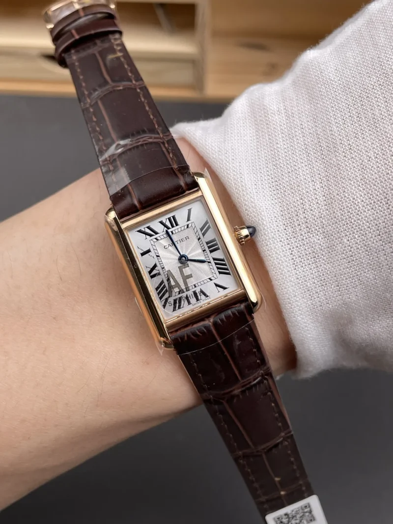 Cartier Tank New 29.5x22mm