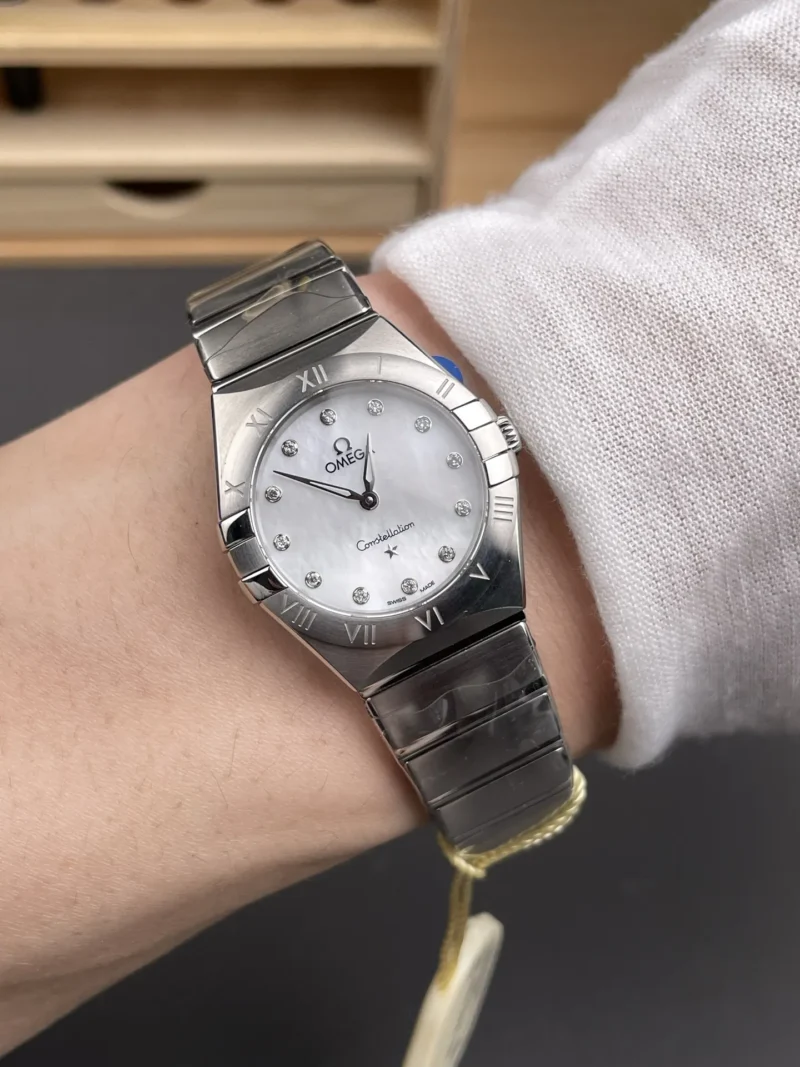 Omega Constellation Mother-of-Pearl Ladies 28mm