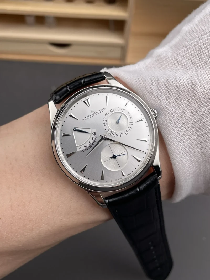 Jaeger-Le Coultre Master 39mm