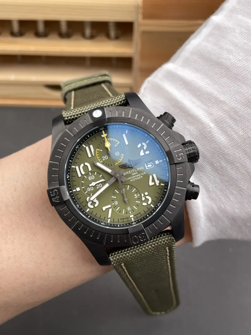 Breitling Avenger 46mm