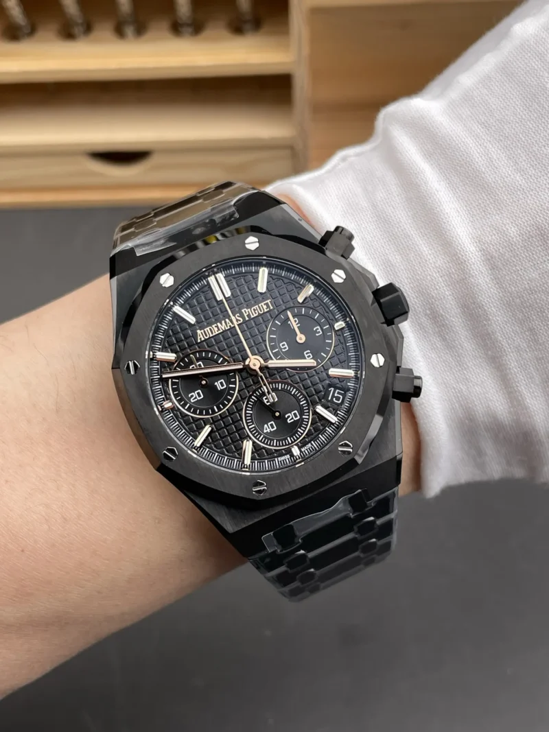 AP Royal Oak 26240 Black Dial 41mm
