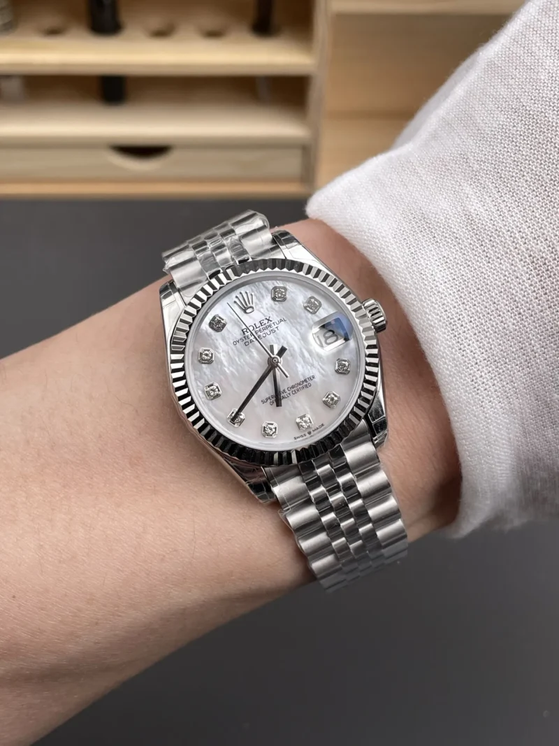 Rolex Datejust Mother-of-Pearl Ladies 31mm