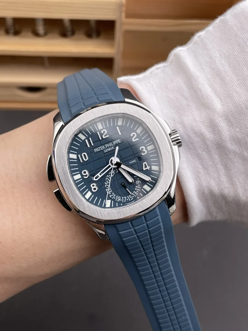 Patek Philippe Aquanaut Blue Dial 40.8mm