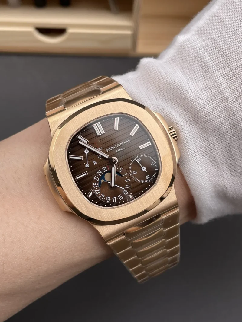 Patek Philippe Nautilus Rose Gold 40mm