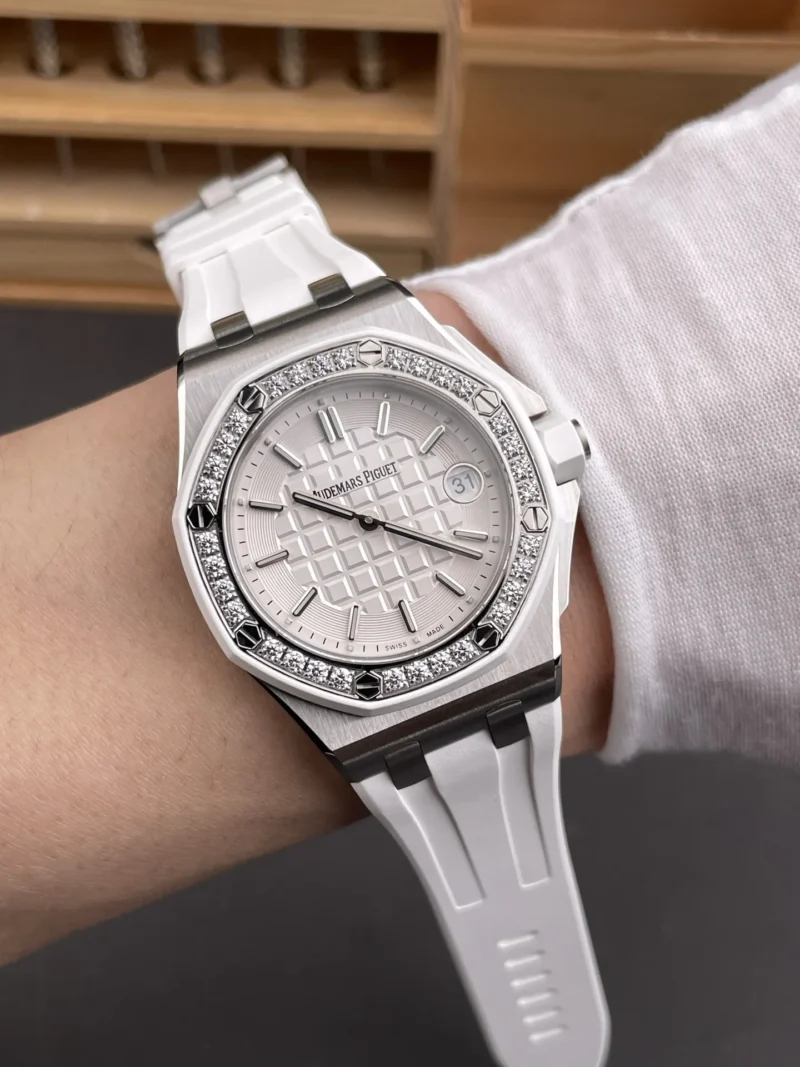 AP Royal Oak 67540 Diamond Bezel 37mm