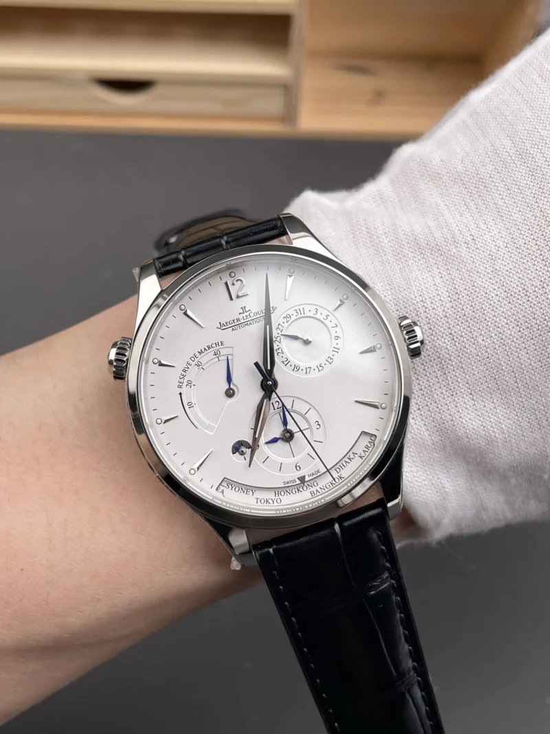 Jaeger-Le Coultre Master 42mm