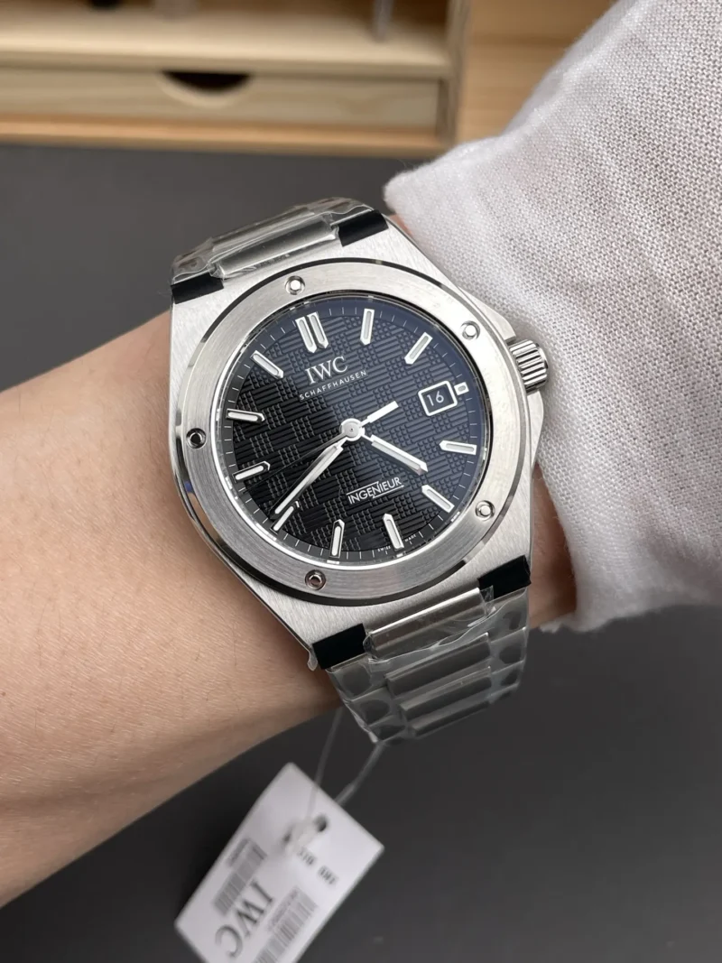 IWC Ingenieur Black Dial 40mm