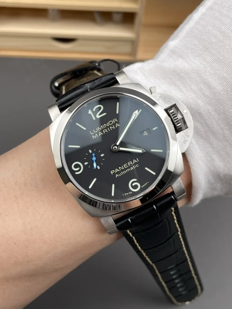 Panerai Luminor PAM1312 Black Dial 44mm