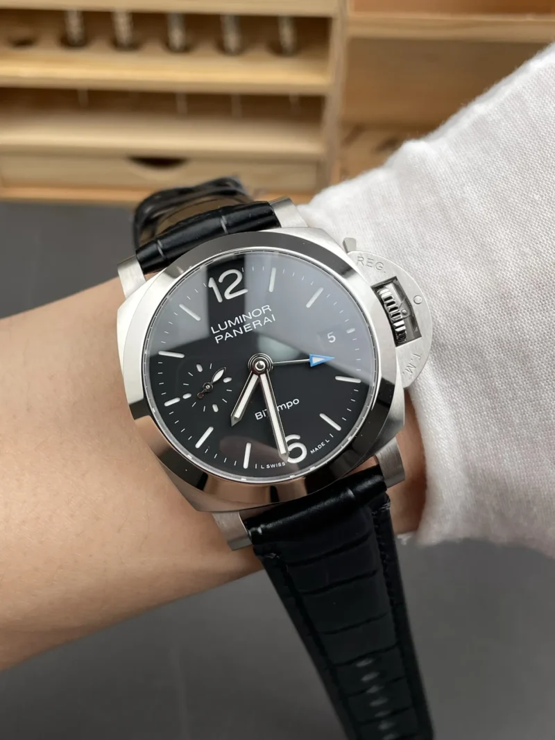 Panerai Luminor PAM1365 Black 40mm