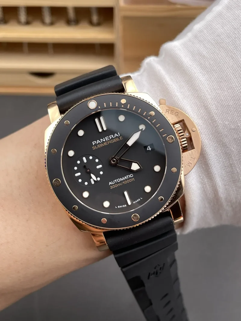 Panerai Luminor PAM2164 Rose Gold 42mm